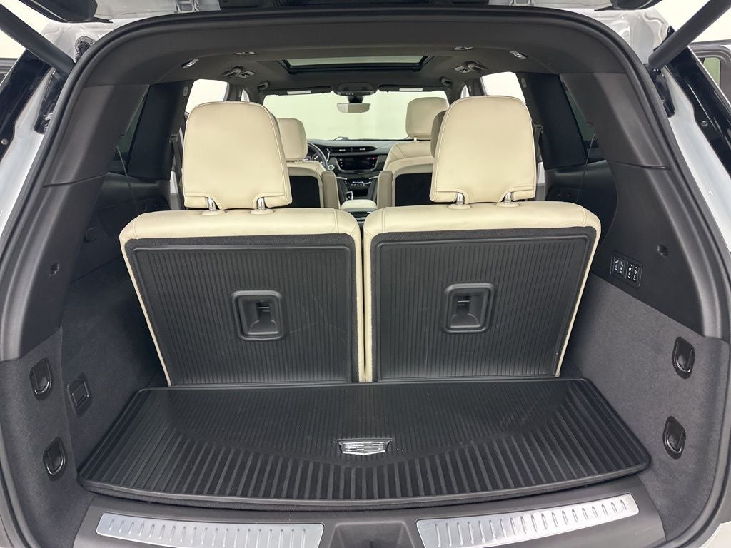 2025 Cadillac XT6 Sport