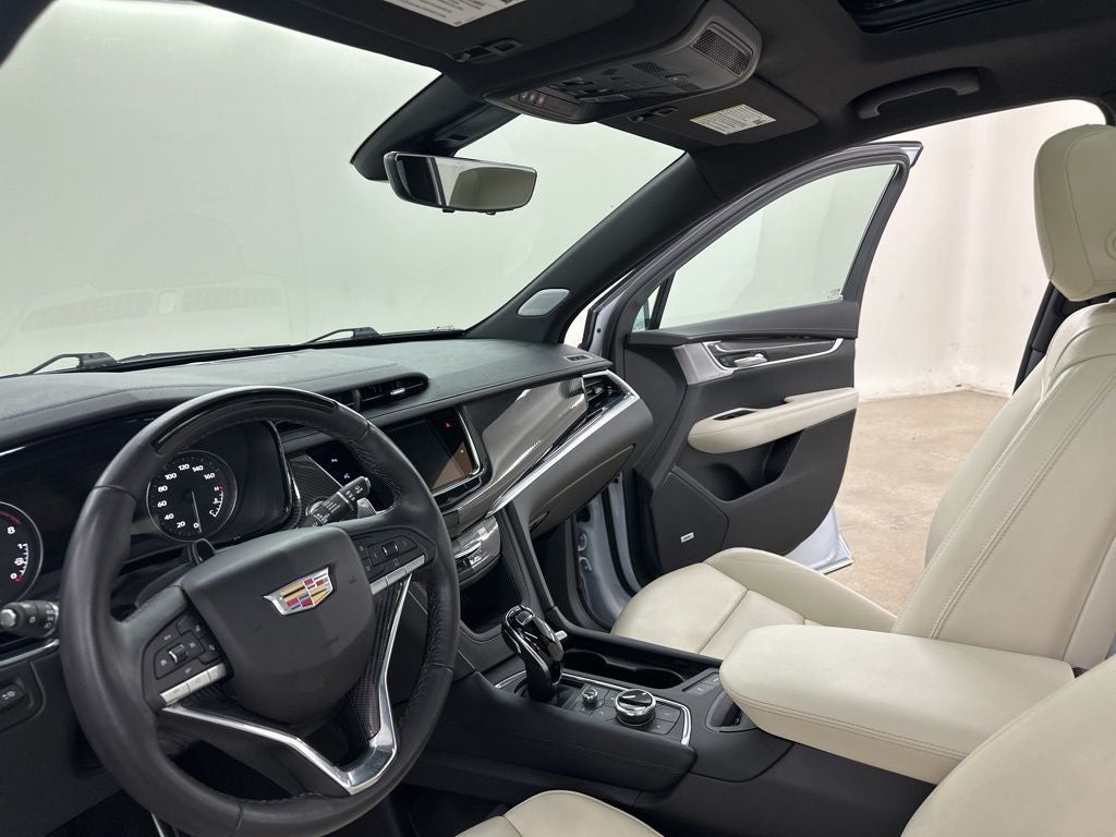 2025 Cadillac XT6 Sport