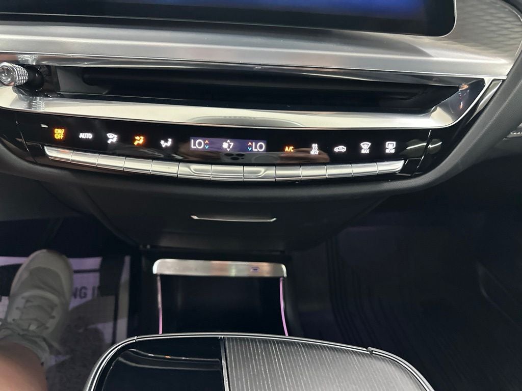 2024 Cadillac LYRIQ Luxury