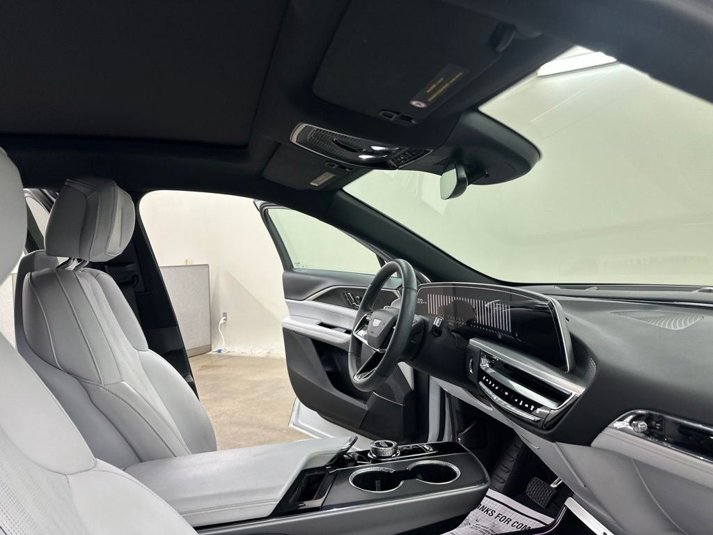 2024 Cadillac LYRIQ Luxury