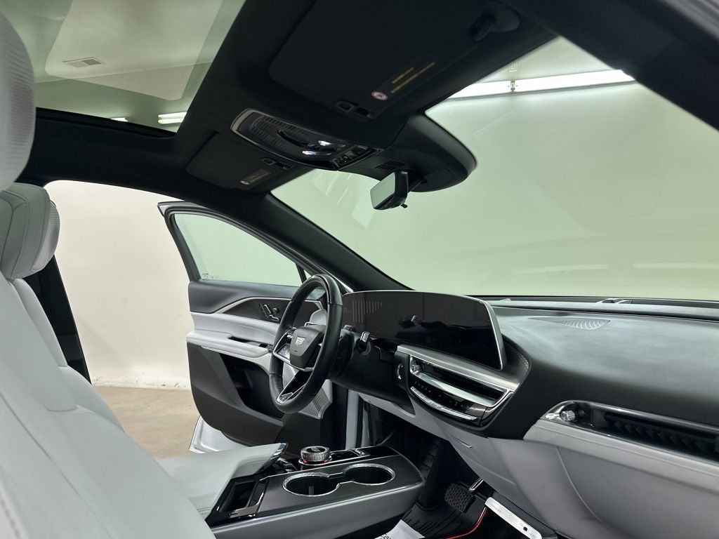 2025 Cadillac LYRIQ Luxury