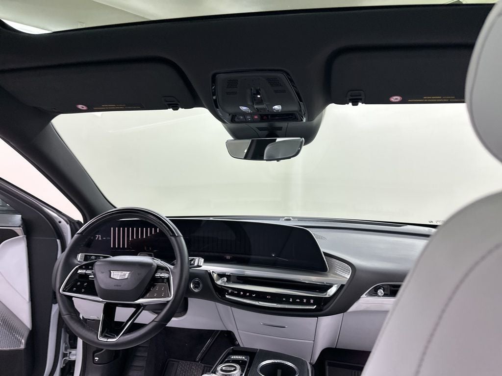 2025 Cadillac LYRIQ Luxury