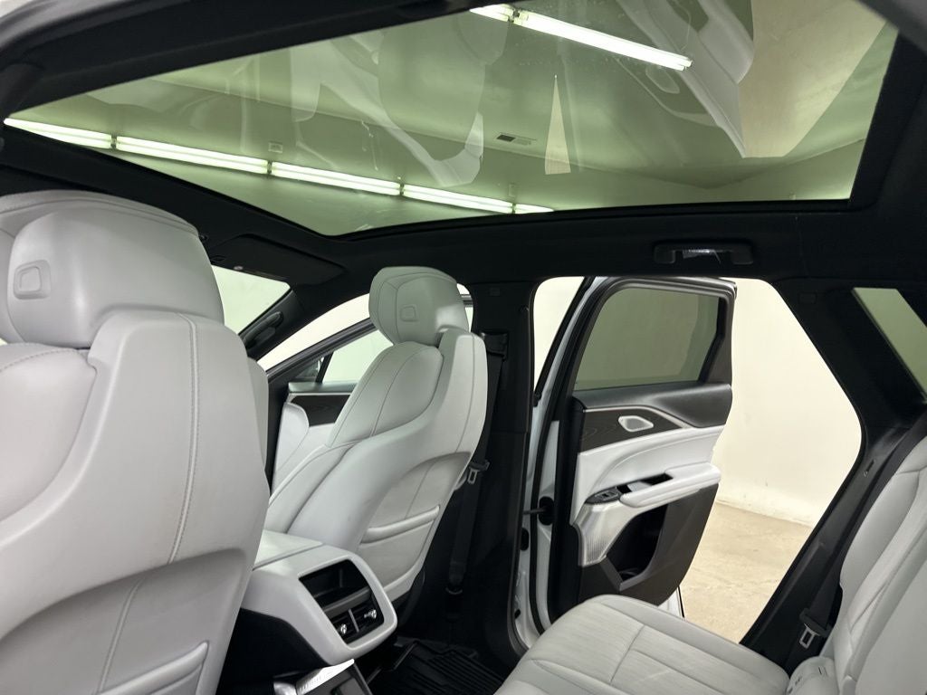 2025 Cadillac LYRIQ Luxury