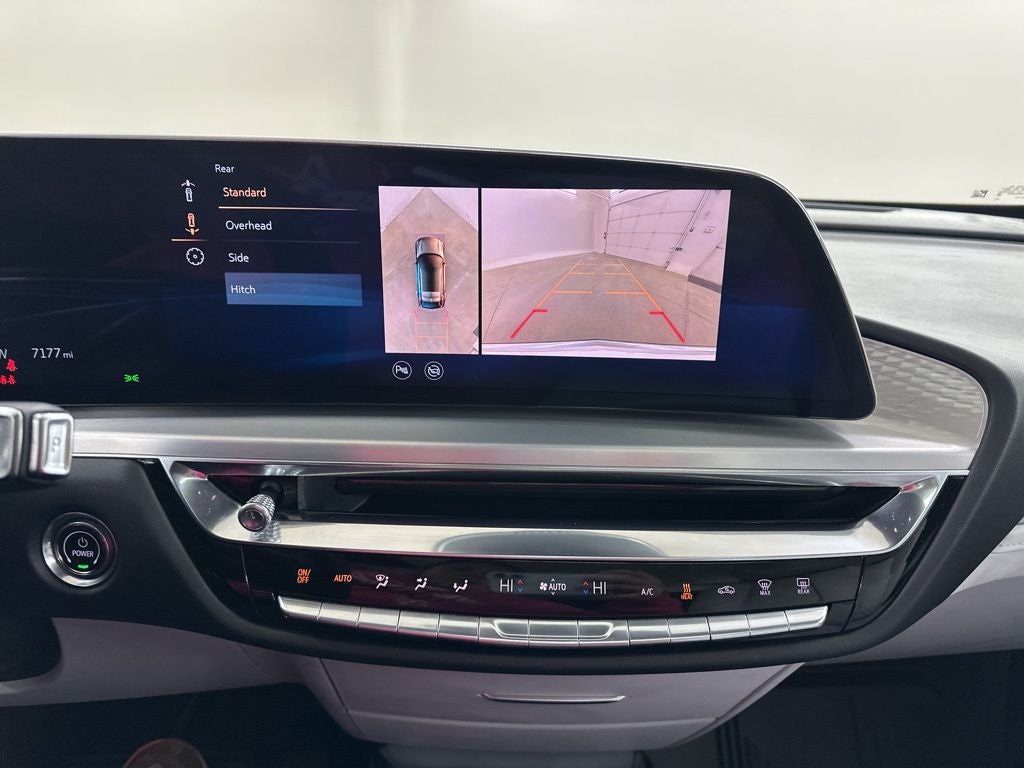 2025 Cadillac LYRIQ Luxury