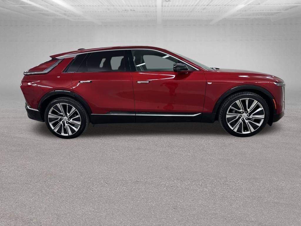 2024 Cadillac LYRIQ Luxury Luxury 3