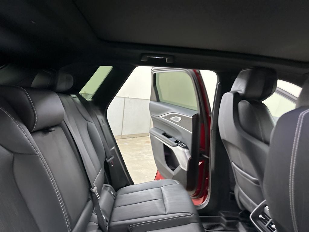 2024 Cadillac LYRIQ Luxury Luxury 3