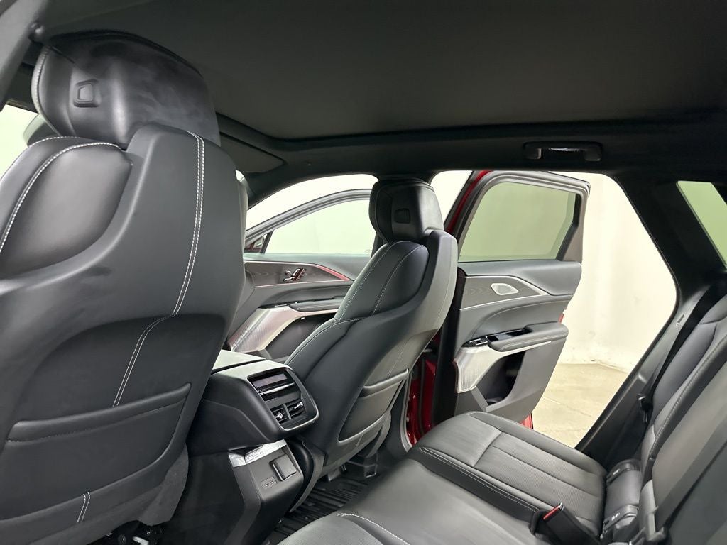 2024 Cadillac LYRIQ Luxury Luxury 3