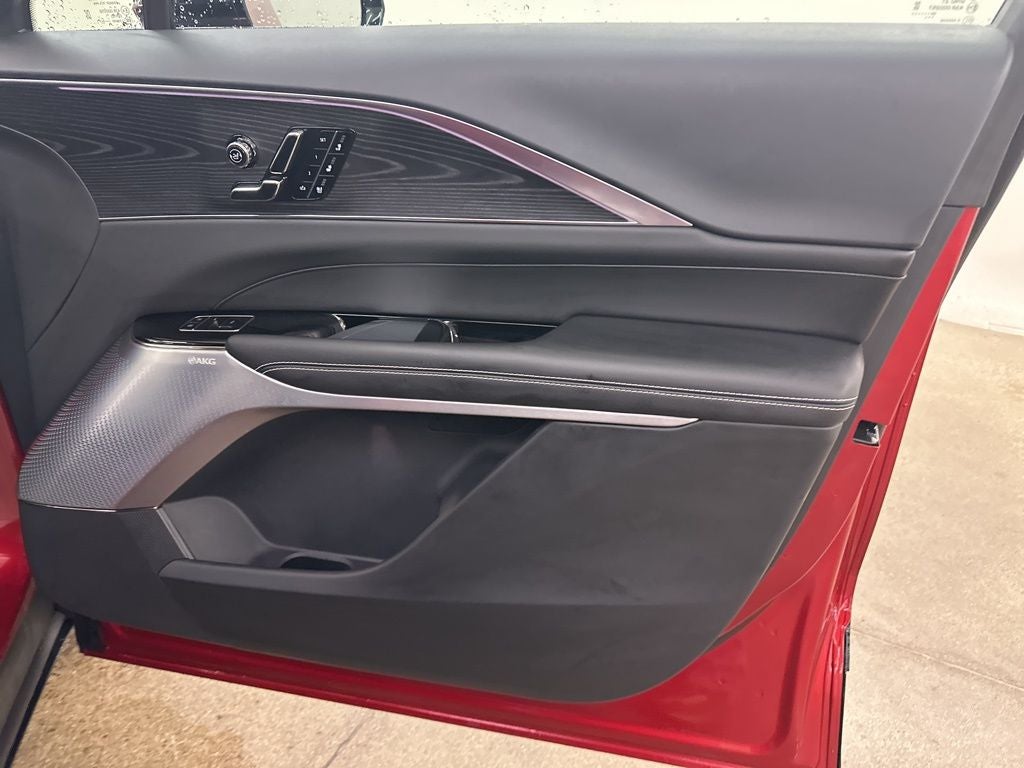 2025 Cadillac LYRIQ Luxury