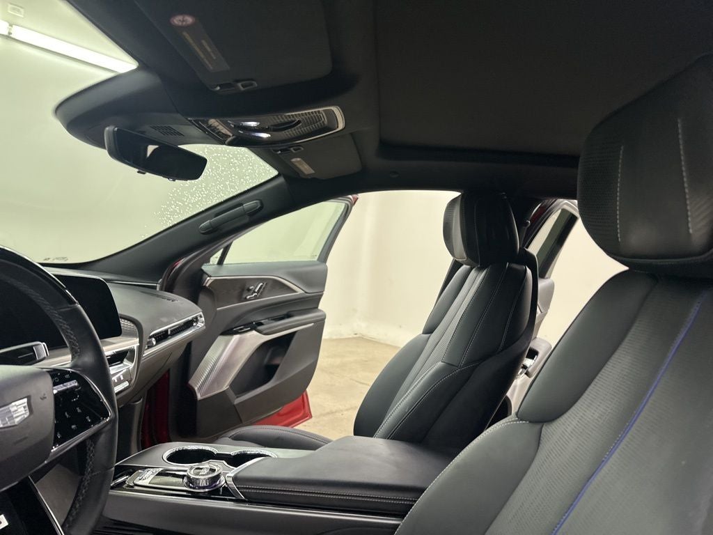 2025 Cadillac LYRIQ Luxury