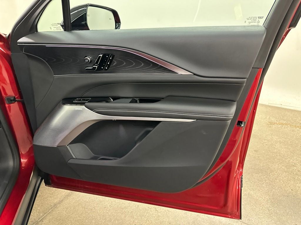 2025 Cadillac LYRIQ Luxury