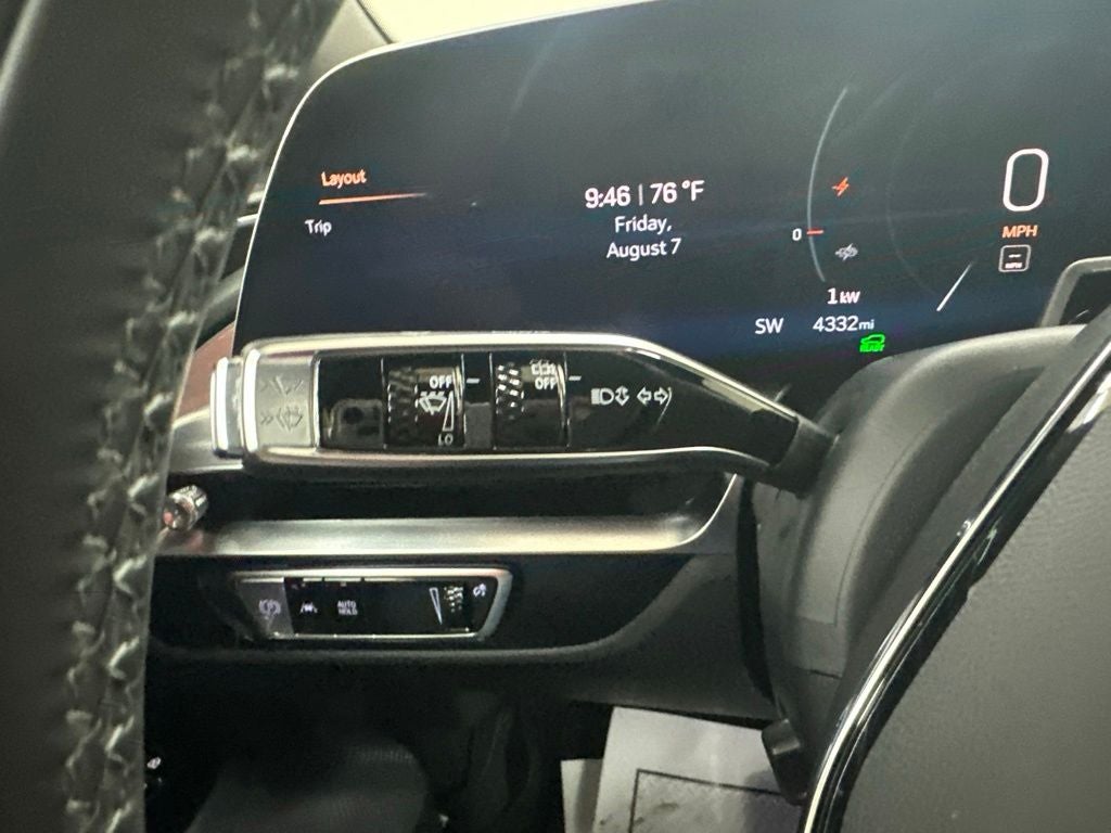 2025 Cadillac LYRIQ Luxury
