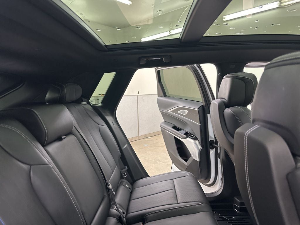 2025 Cadillac LYRIQ Luxury
