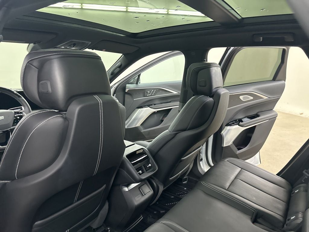 2025 Cadillac LYRIQ Luxury