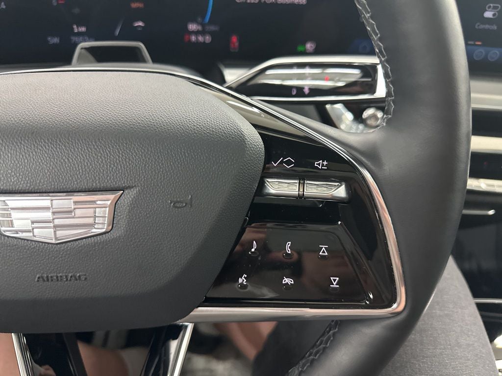 2025 Cadillac LYRIQ Luxury