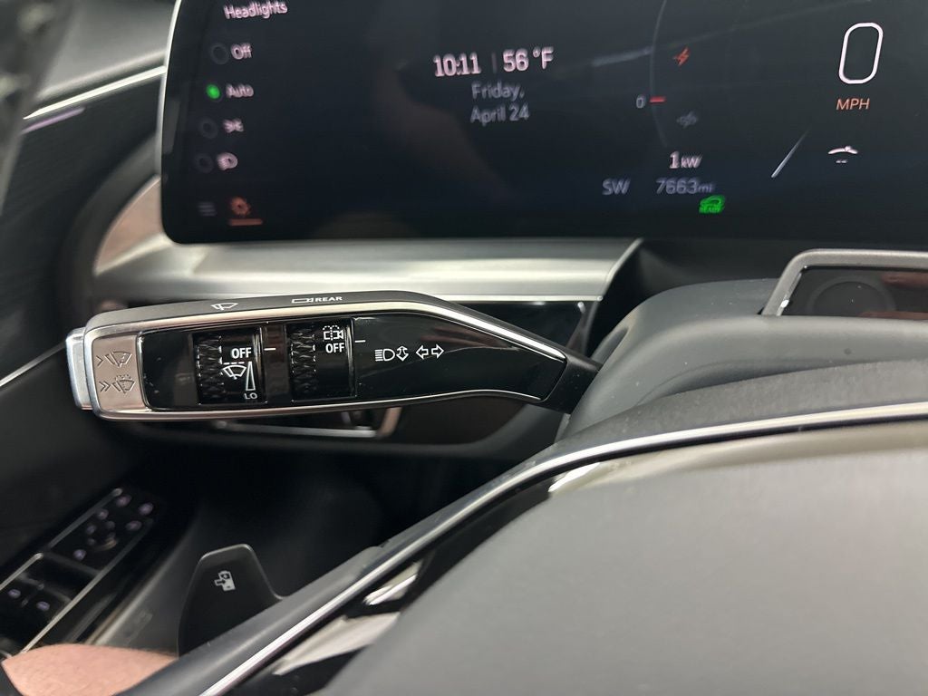2025 Cadillac LYRIQ Luxury