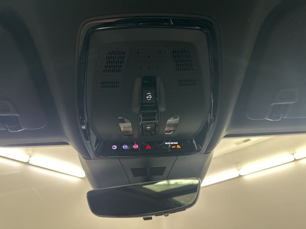 2025 Cadillac LYRIQ Luxury