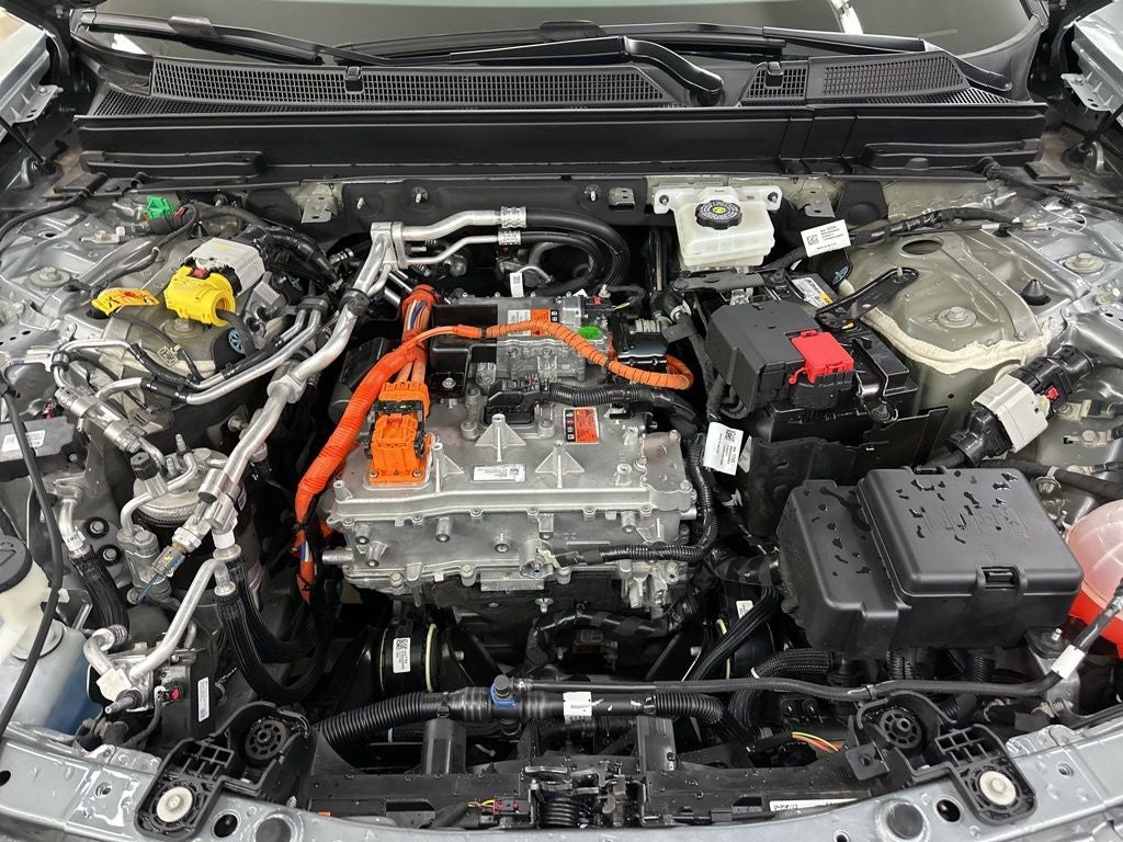 2025 Cadillac LYRIQ Sport Sport 2