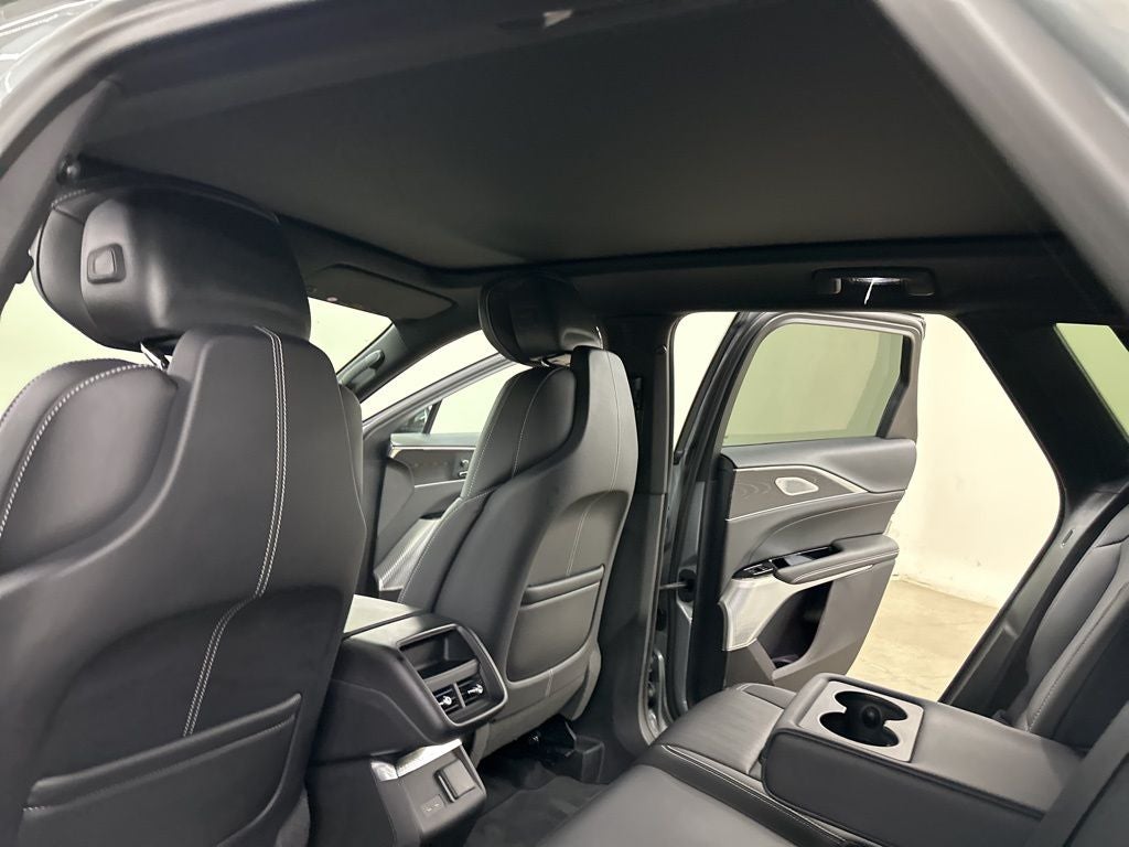 2025 Cadillac LYRIQ Sport Sport 2