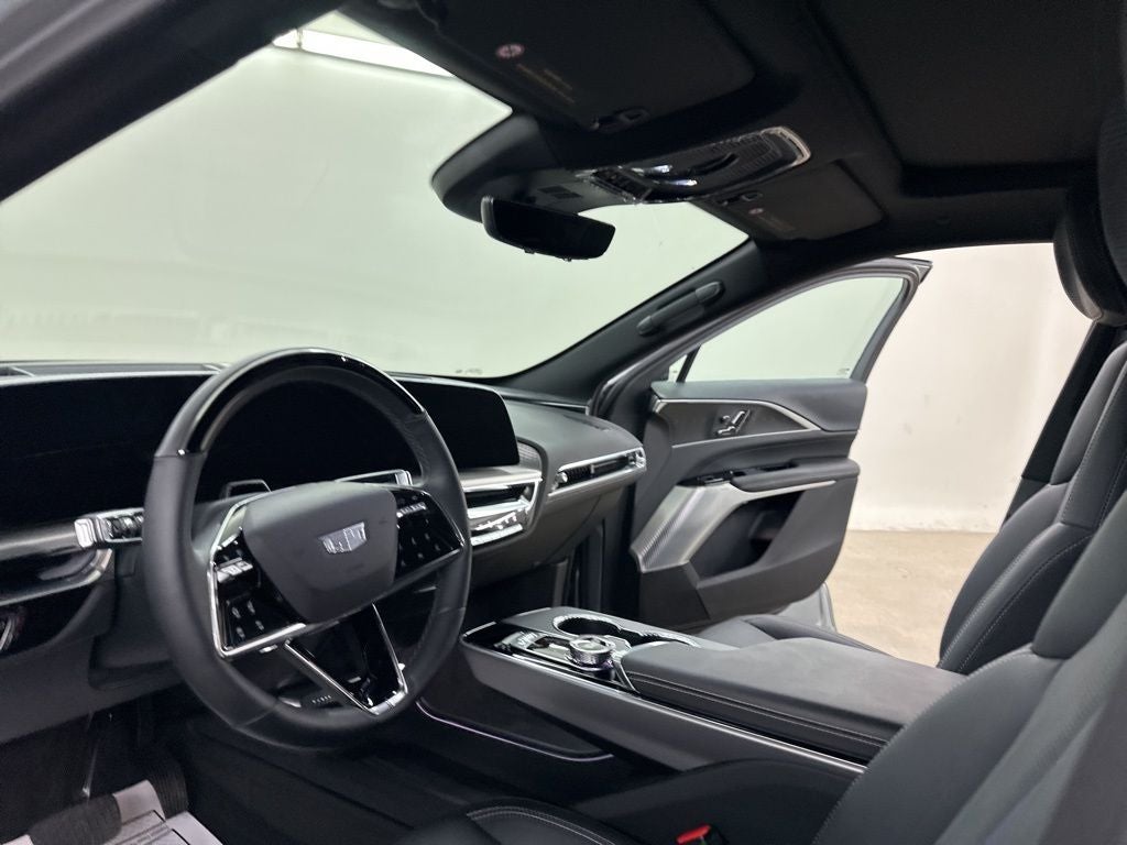 2025 Cadillac LYRIQ Sport Sport 2