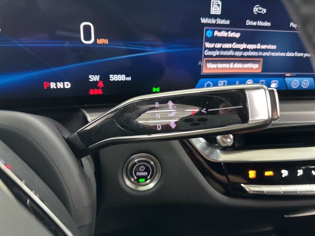 2025 Cadillac LYRIQ Sport Sport 2