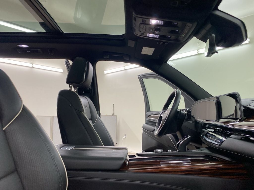 2023 Cadillac Escalade ESV Premium