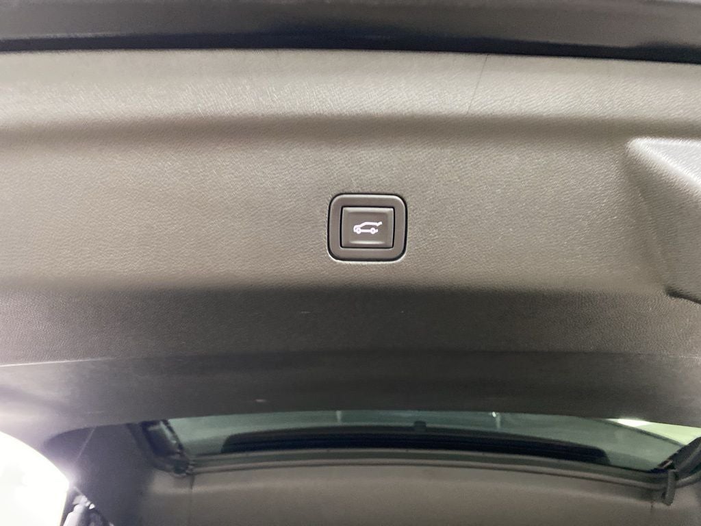 2023 Cadillac Escalade ESV Premium