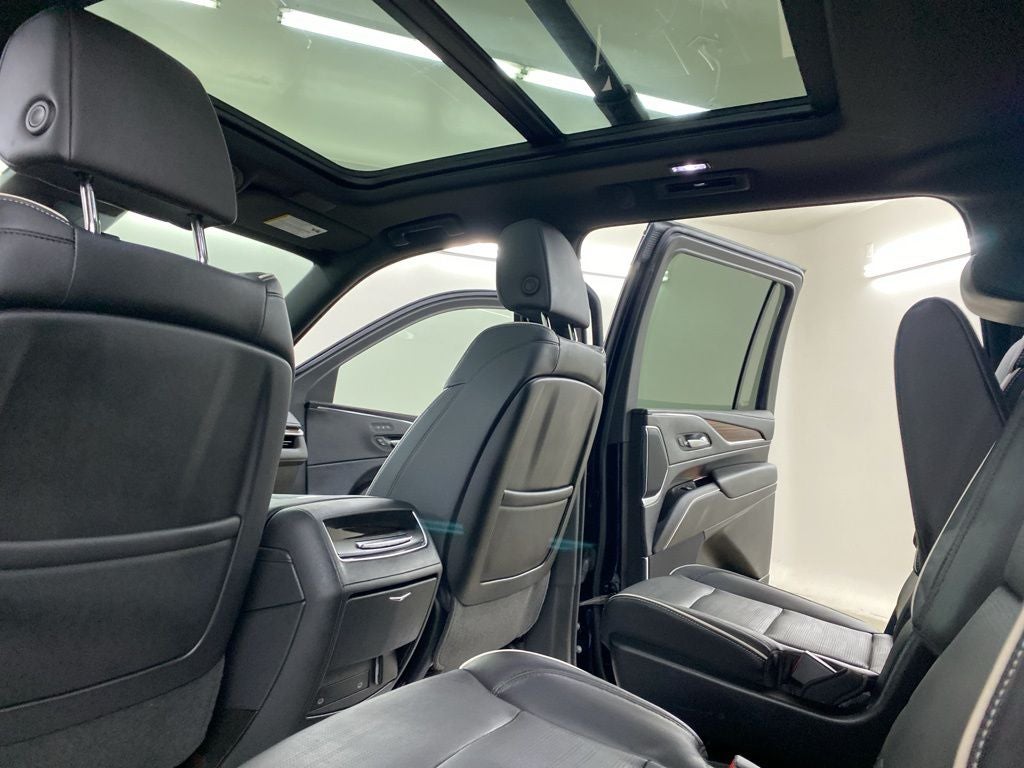 2023 Cadillac Escalade ESV Premium