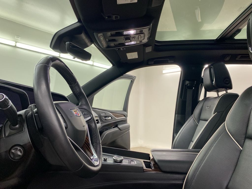 2023 Cadillac Escalade ESV Premium