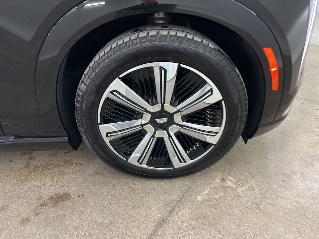 2025 Cadillac ESCALADE IQ Luxury 2