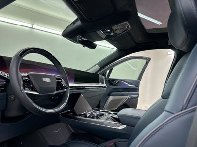 2025 Cadillac ESCALADE IQ Luxury 2