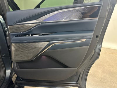 2025 Cadillac ESCALADE IQ Sport 2