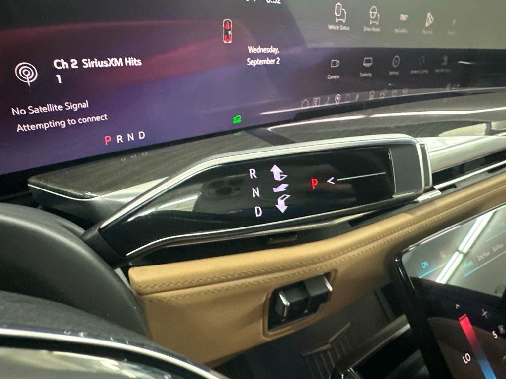 2025 Cadillac ESCALADE IQ Sport 2