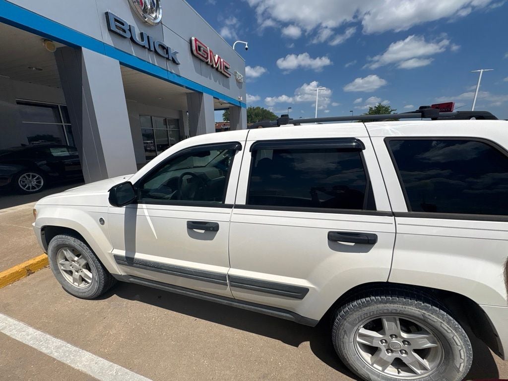 2005 Jeep Grand Cherokee Laredo