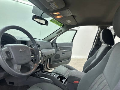 2005 Jeep Grand Cherokee Laredo