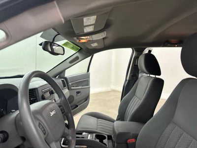 2005 Jeep Grand Cherokee Laredo