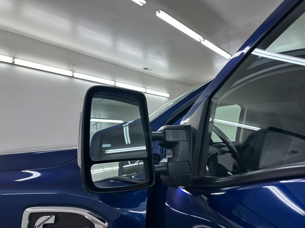 2017 Nissan Titan XD SV