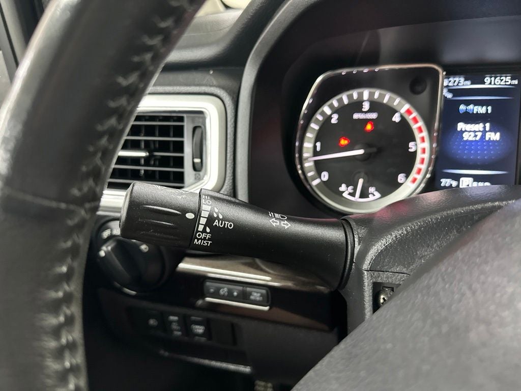 2017 Nissan Titan XD SV