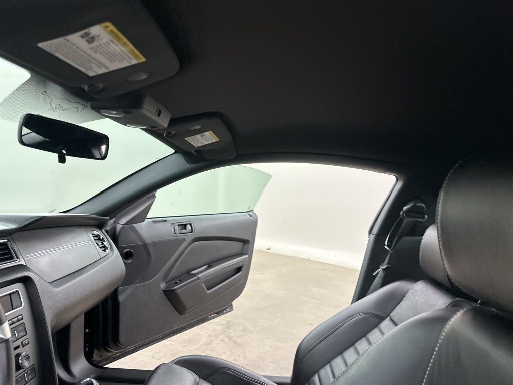 2014 Ford Mustang V6