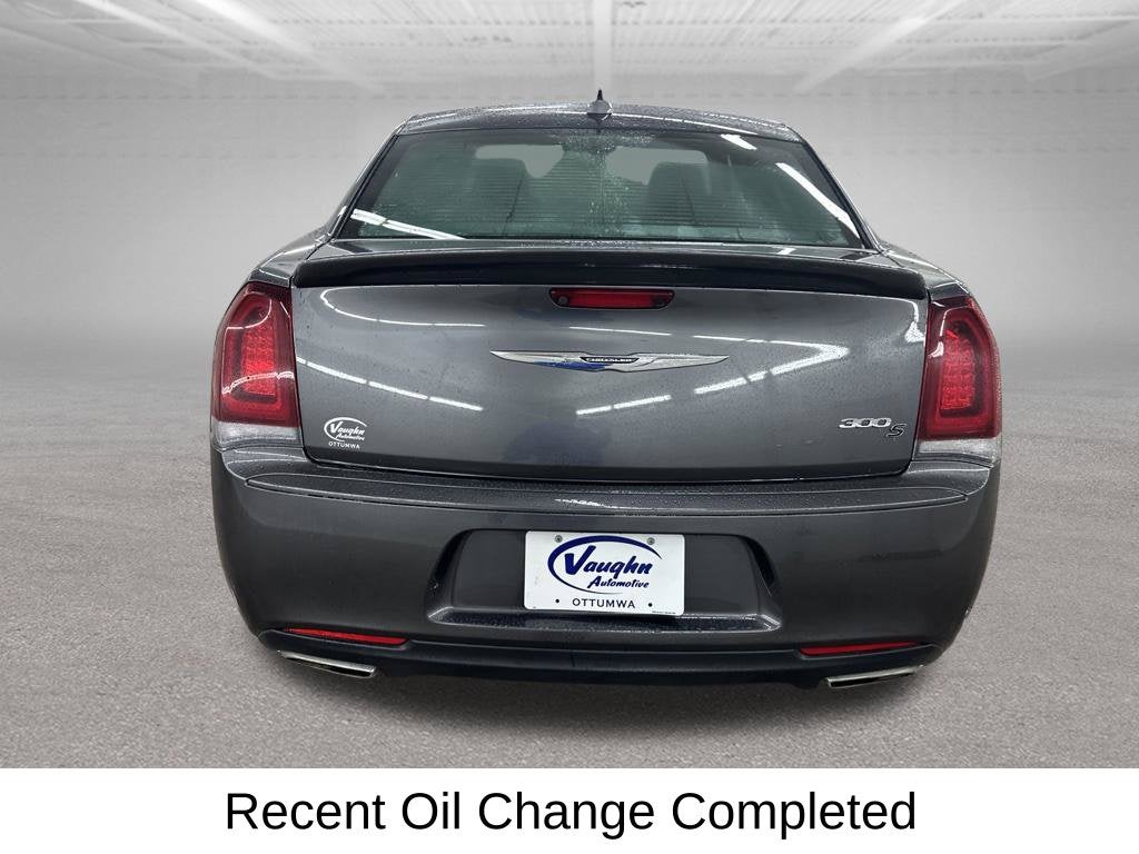 2016 Chrysler 300 S