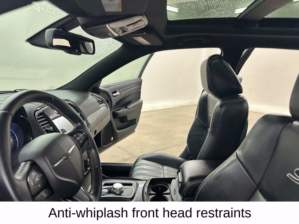 2016 Chrysler 300 S