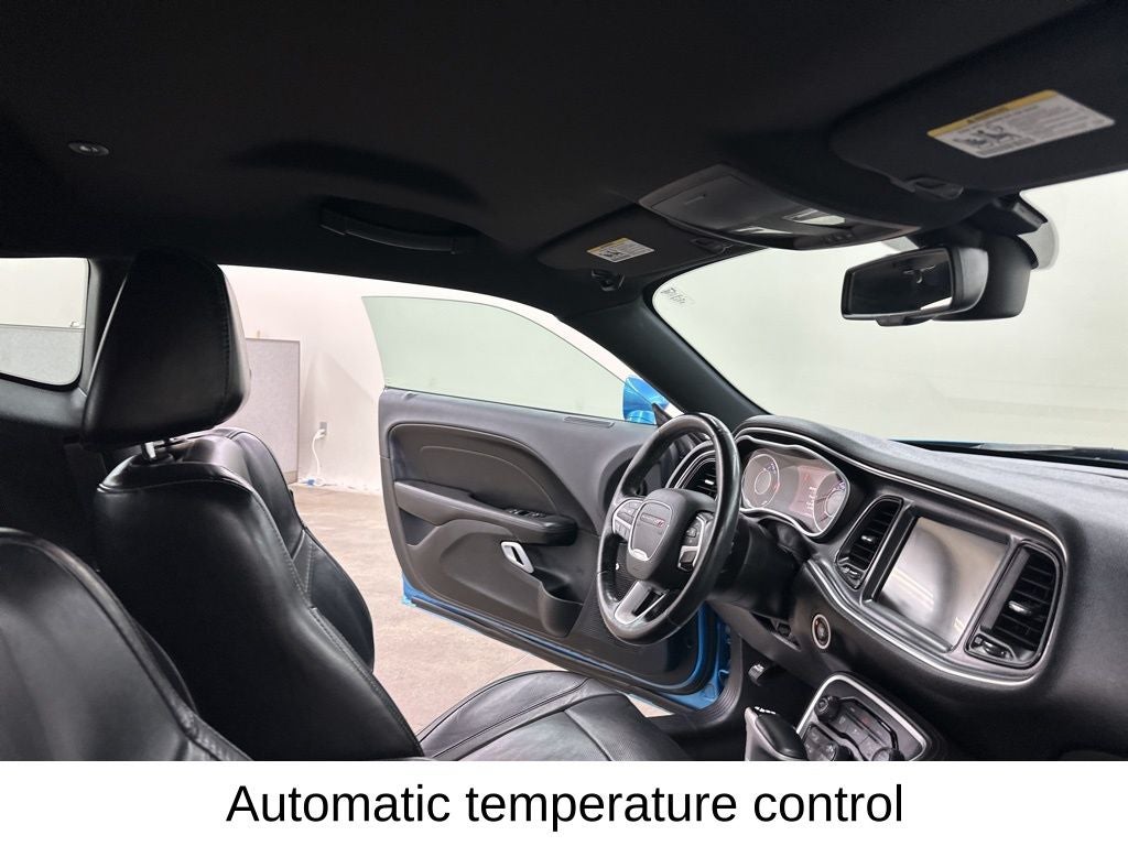 2015 Dodge Challenger SXT