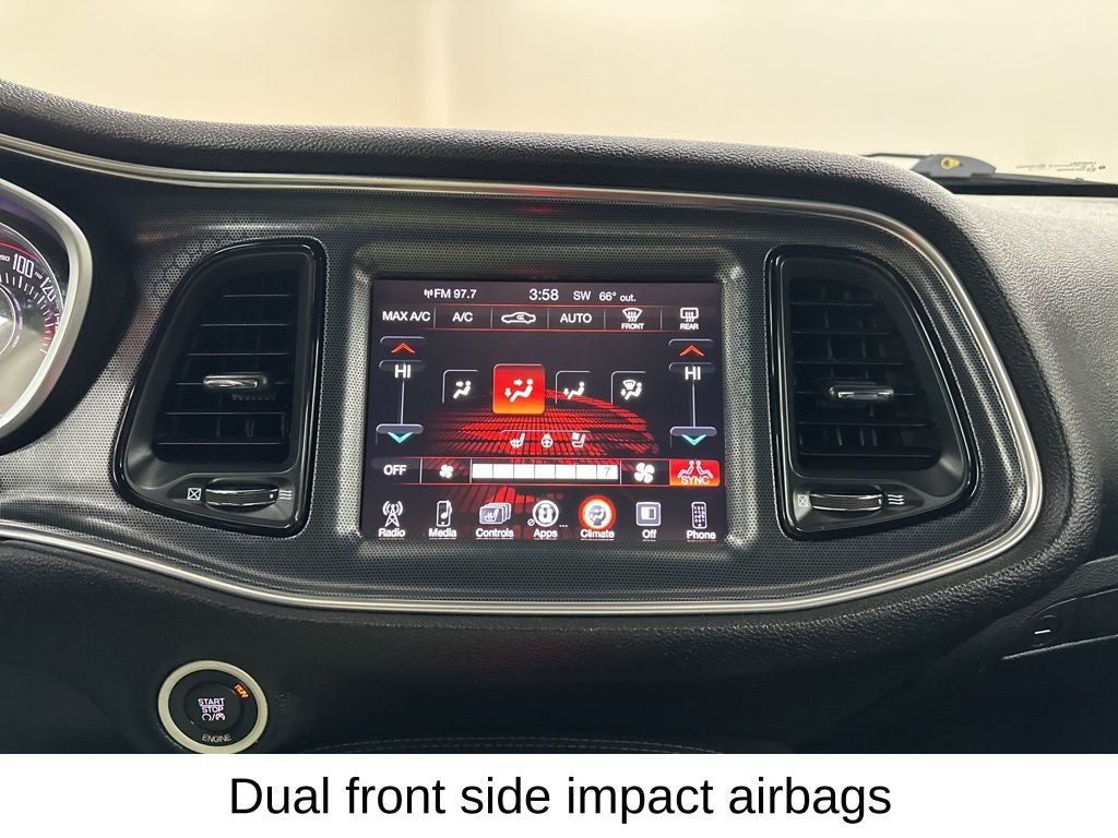 2015 Dodge Challenger SXT