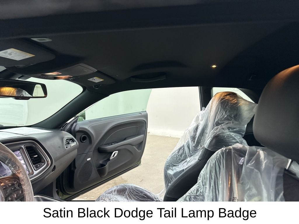 2023 Dodge Challenger R/T Scat Pack Widebody SWINGER SPECIAL EDITION