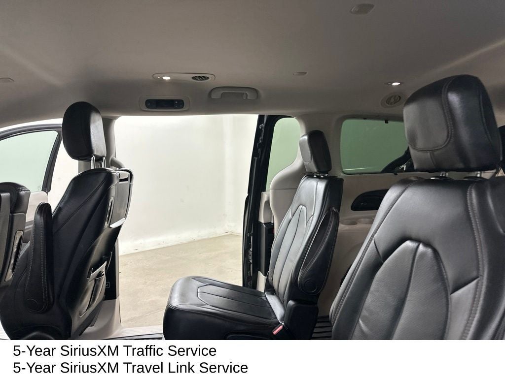 2017 Chrysler Pacifica Touring L Plus