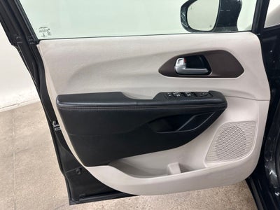 2017 Chrysler Pacifica Touring L Plus