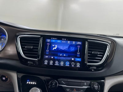 2017 Chrysler Pacifica Touring L Plus