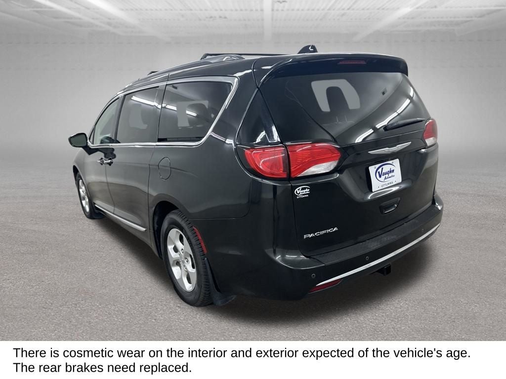2017 Chrysler Pacifica Touring L Plus