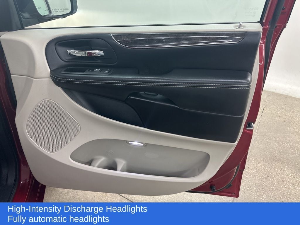 2014 Chrysler Town & Country Limited