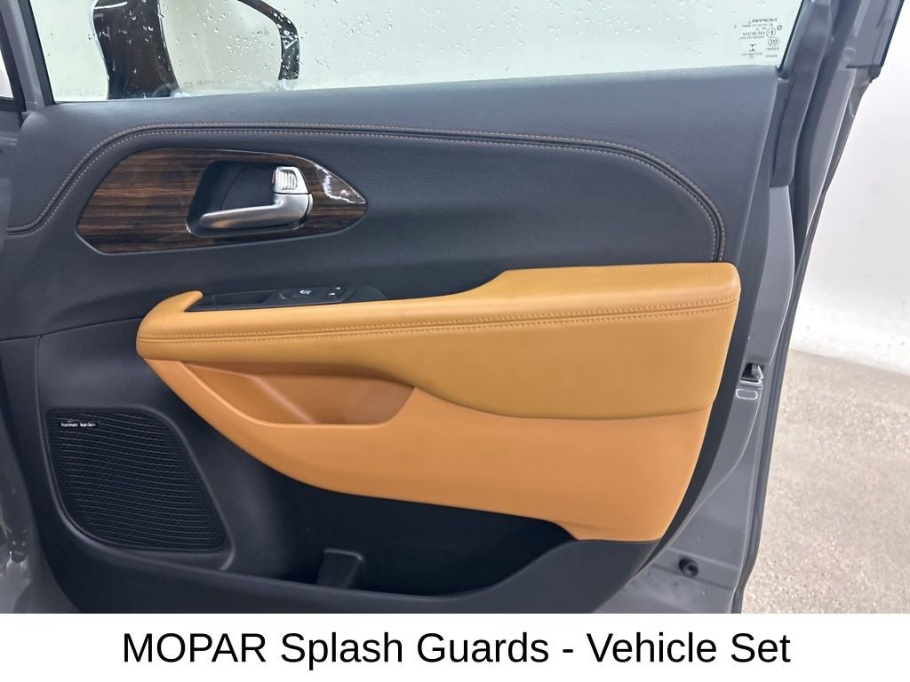 2023 Chrysler Pacifica Pinnacle