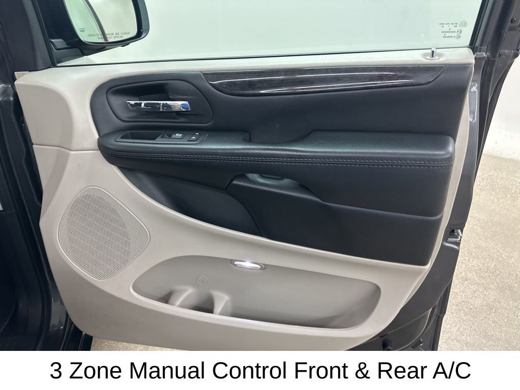 2017 Dodge Grand Caravan SE